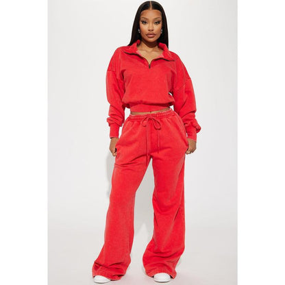 Rested Lounge Pullover in Red