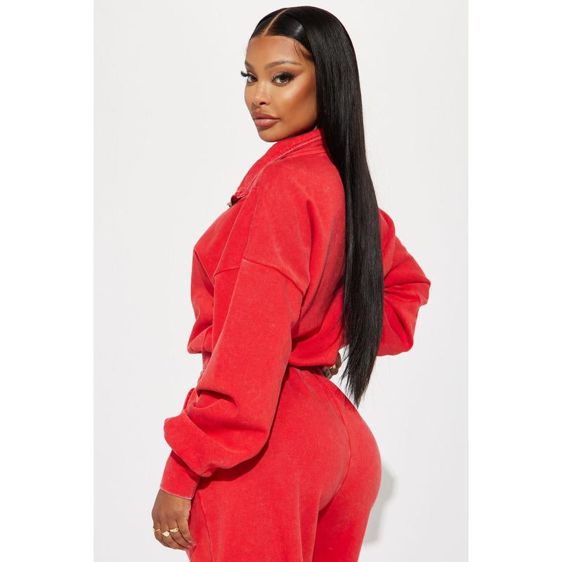 Rested Lounge Pullover in Red